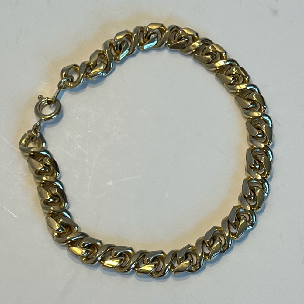 Chunky Chain Bracelet gold toned metal See photos for length and clasp style